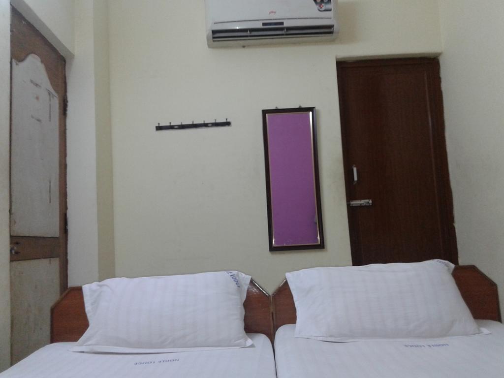 Noble Residency Hotel Tirupati Værelse billede